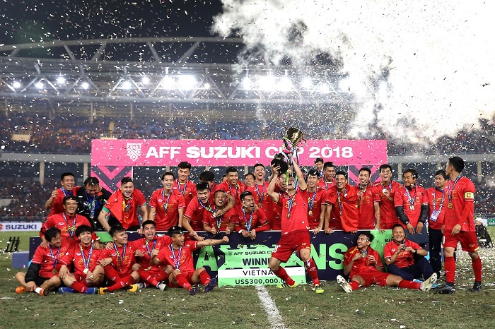 Đội tuyển Việt Nam nâng cúp AFF mùa giải 2018
